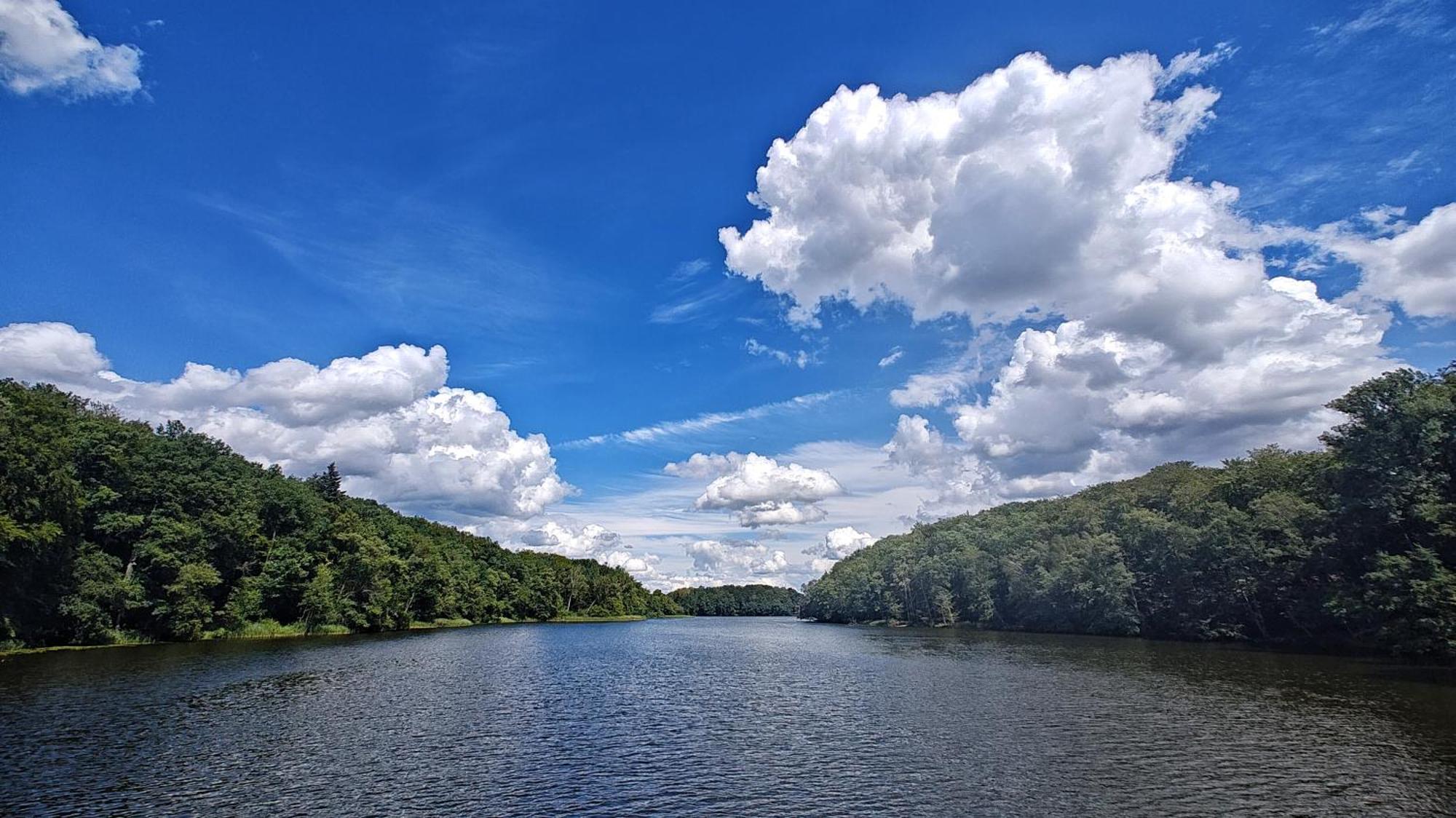 Gospodarstwo Nad Jeziorem Zalom  Экстерьер фото